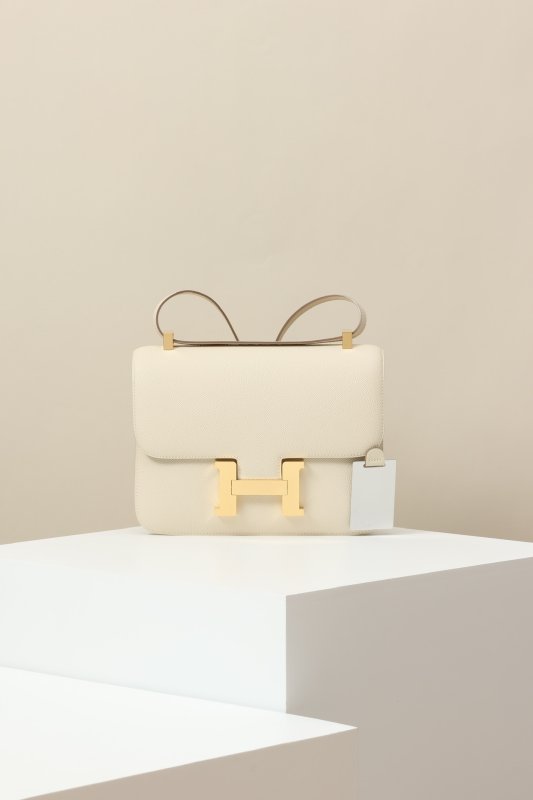 Stylish women's a bag Constance 23 of veal skin Epsom