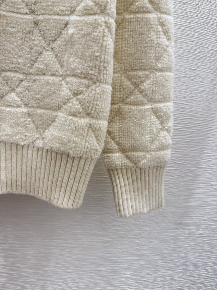 Стильний кардиган з високим коміром фото 7