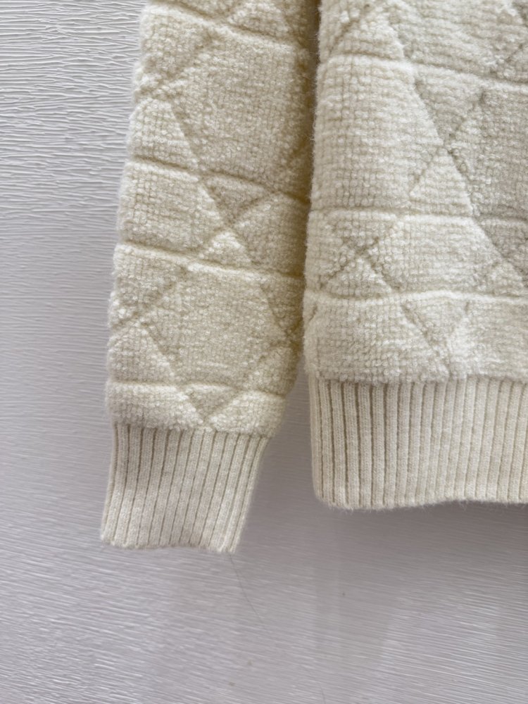 Стильний кардиган з високим коміром фото 8