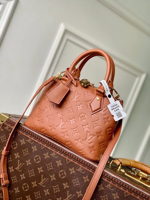 Сумка Alma BB 23 см