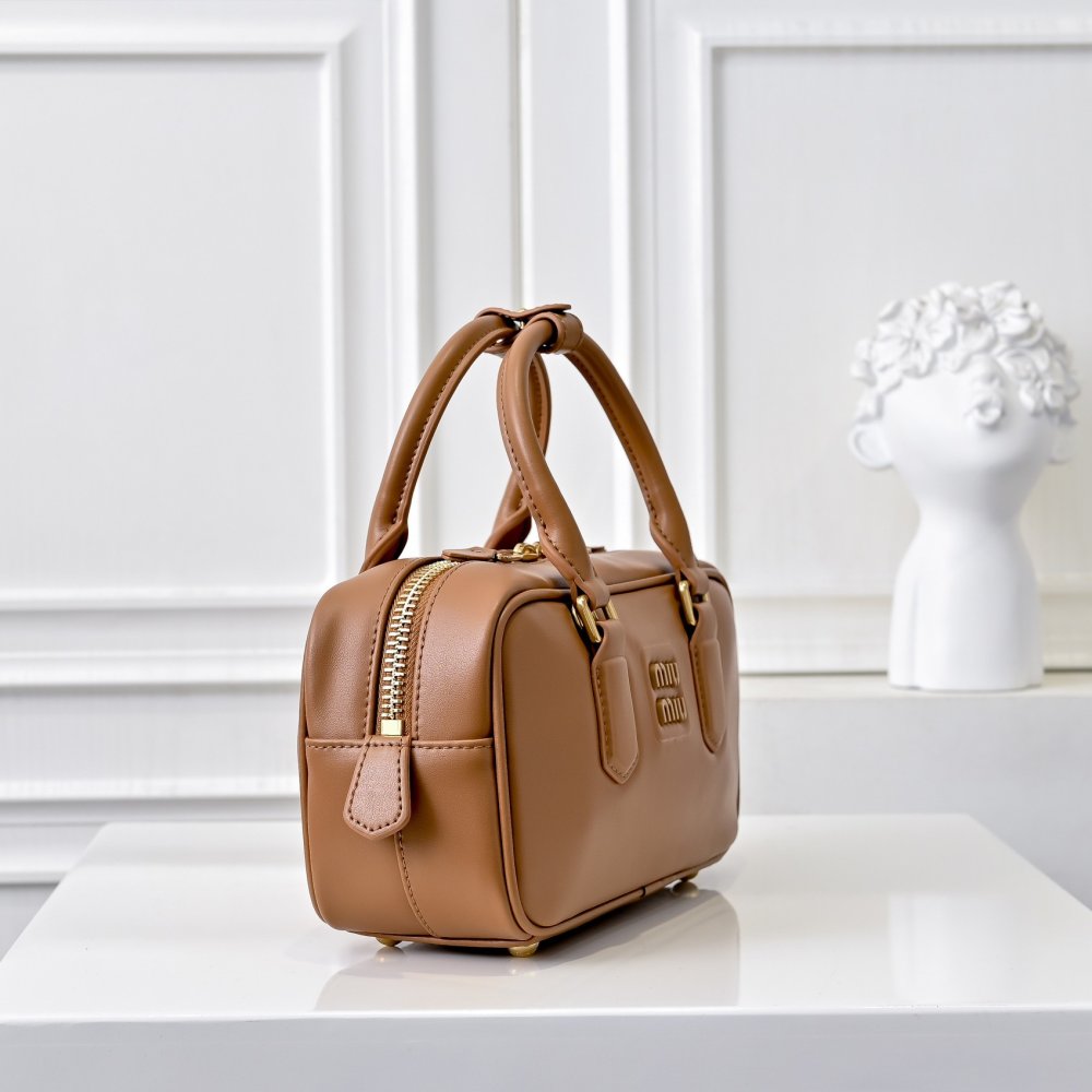 Сумка Arcadie кожаная 22 см фото 2