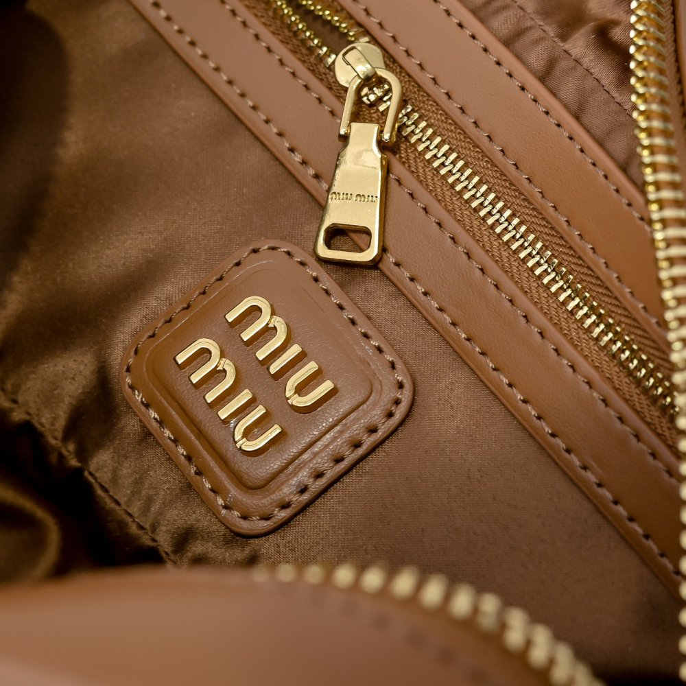 Сумка Arcadie кожаная 22 см фото 9