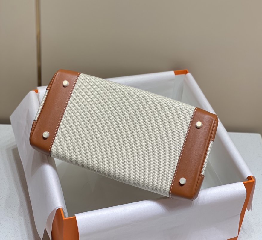 Сумка Birkin Swift Gold 35 см фото 4