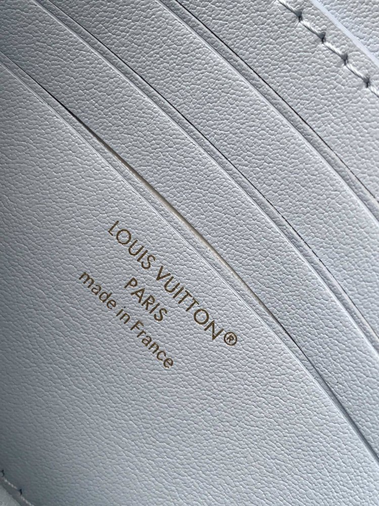 Сумка Bloom на цепочке кожаная  20 см фото 9