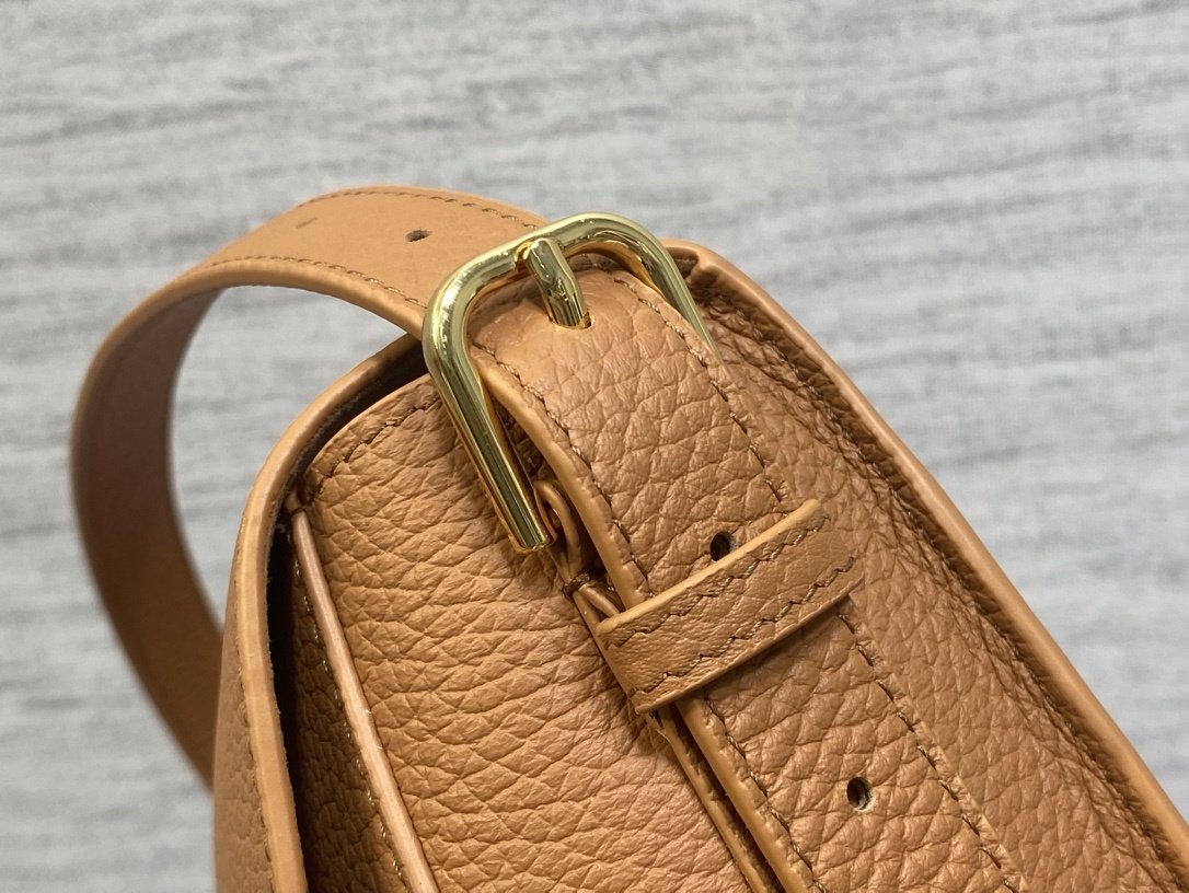 Сумка Bobby кожаная 22 см фото 5