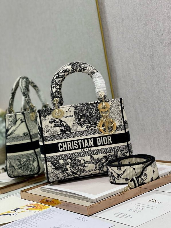 Сумка Book Tote 24 см фото 3