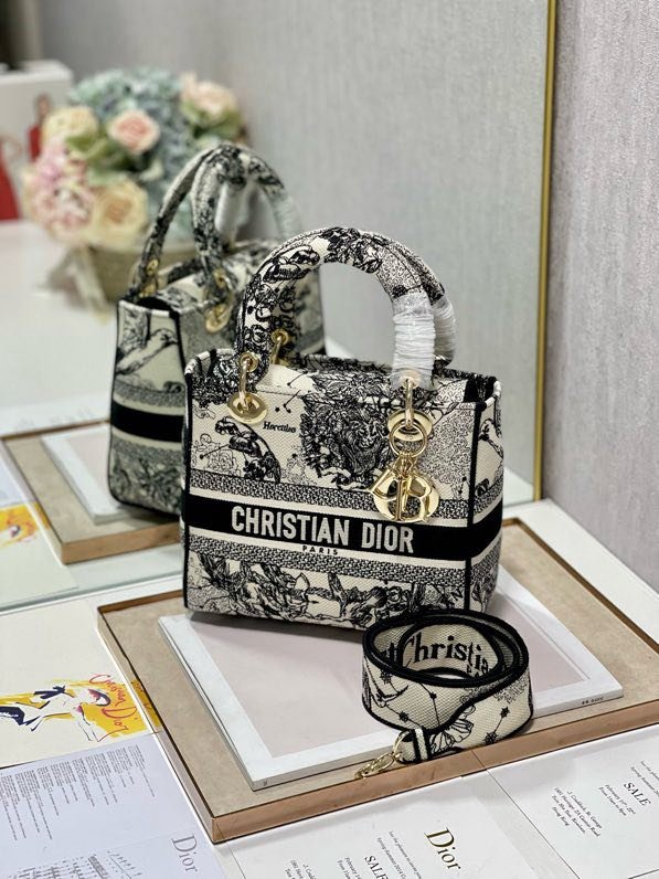 Сумка Book Tote 24 см фото 9