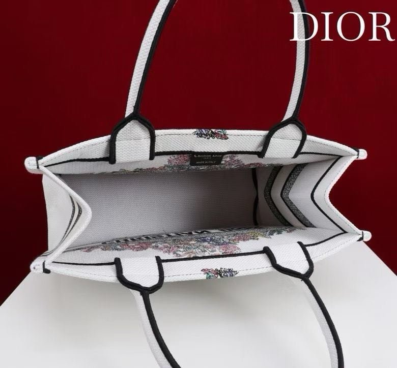 Сумка Book Tote 36 см фото 4