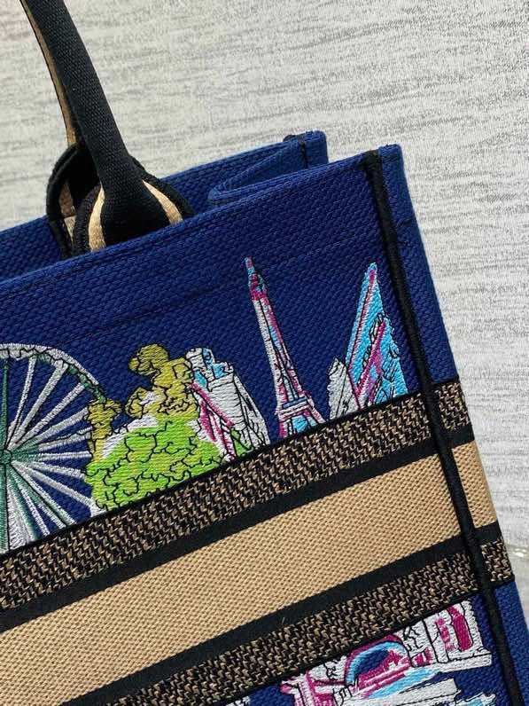 Сумка Book Tote 36 см фото 4