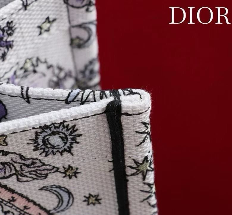 Сумка Book Tote 36 см фото 5