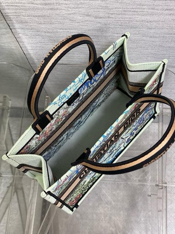 Сумка Book Tote 36 см фото 9