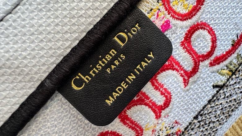 Сумка Book Tote 36 см фото 9