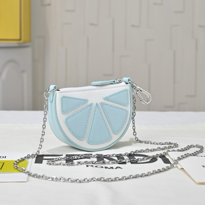 A bag trinket Fendi Lemon фото 2