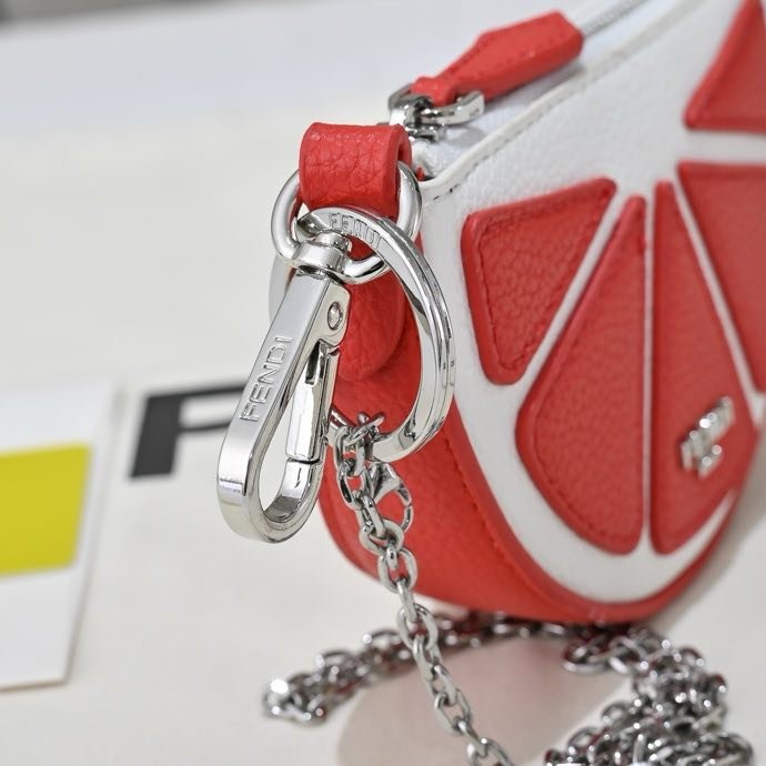 A bag trinket Fendi Lemon фото 3
