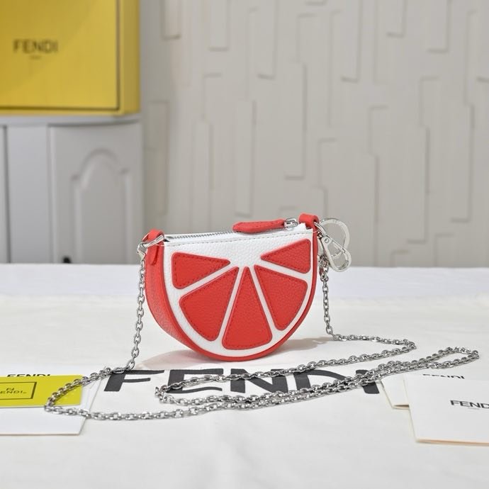 A bag trinket Fendi Lemon фото 5
