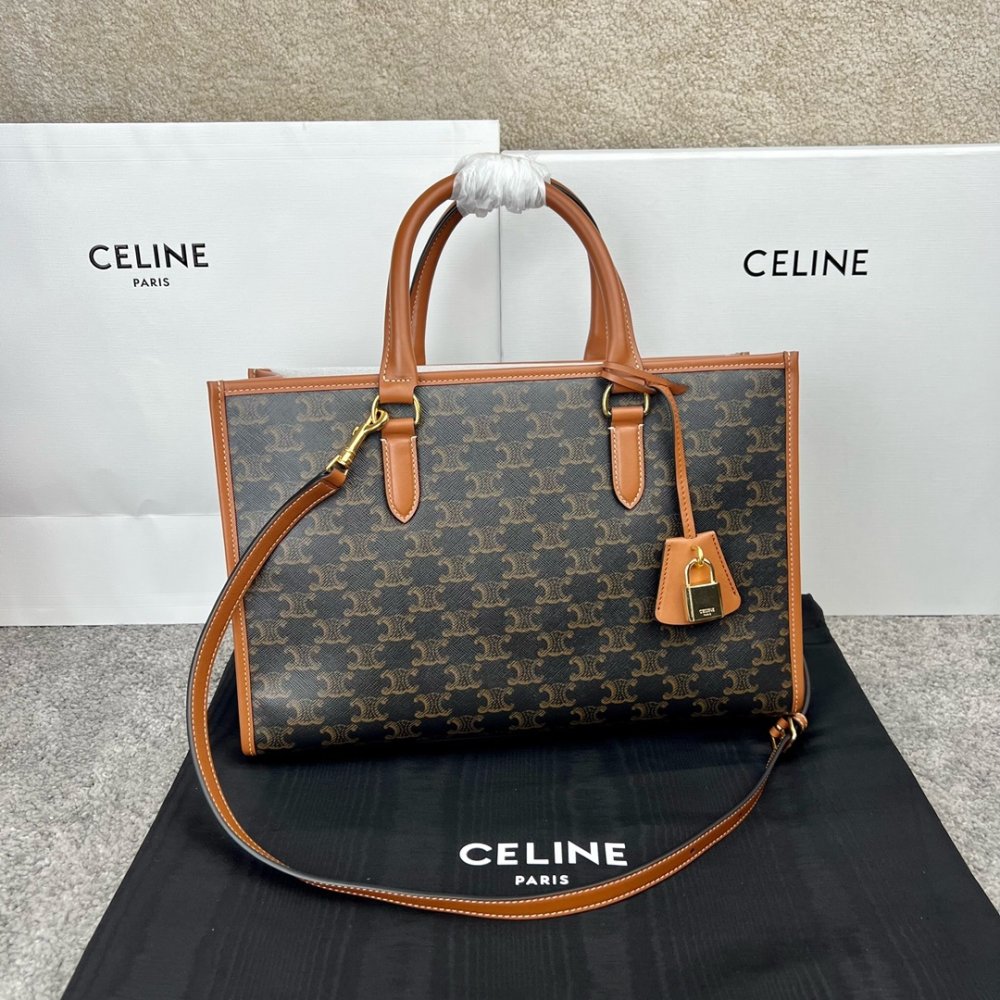 Сумка CABAS TRIOMPHE 35 см из кожи вагю