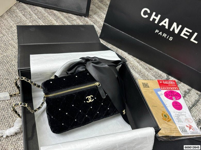 Сумка Canity Chanel бархатная 17 см