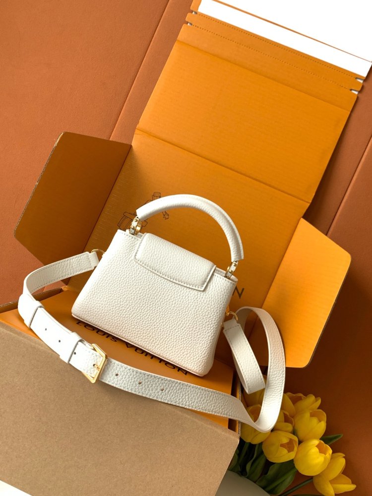 Сумка Capucines 21 см фото 4