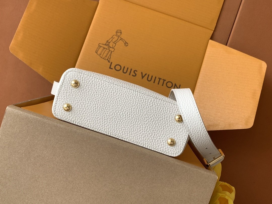 A bag Capucines 21 cm фото 5