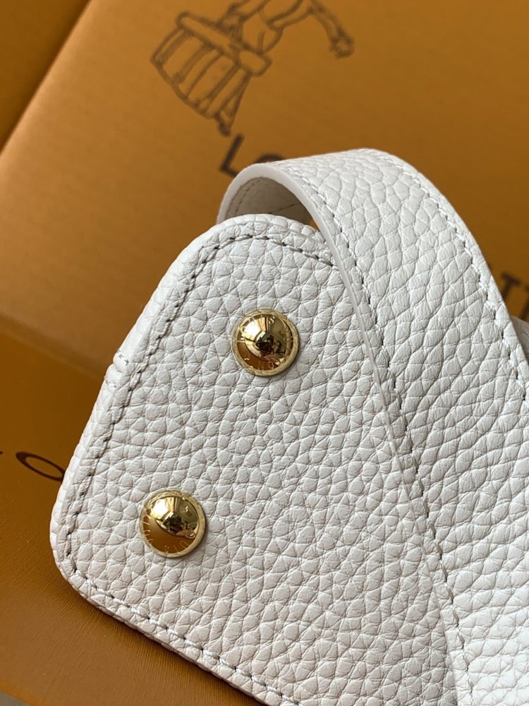 A bag Capucines 21 cm фото 6