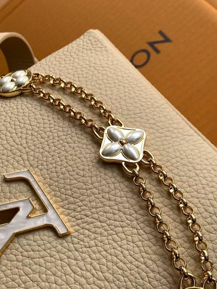 Сумка Capucines 21 см фото 9