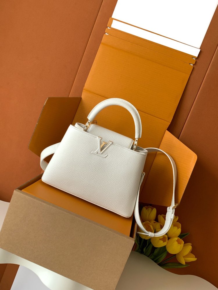 Сумка Capucines 27 см