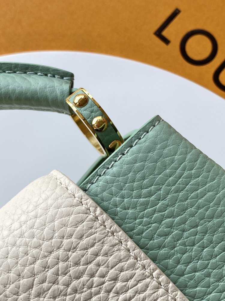 A bag Capucines BB 21 cm фото 10