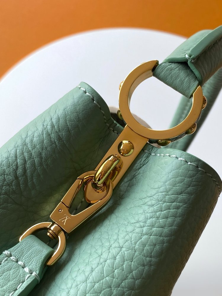 A bag Capucines BB 21 cm фото 9