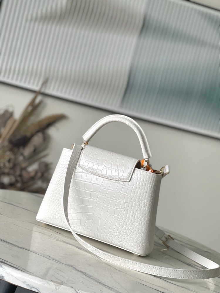 Сумка Capucines BB 27 см фото 3