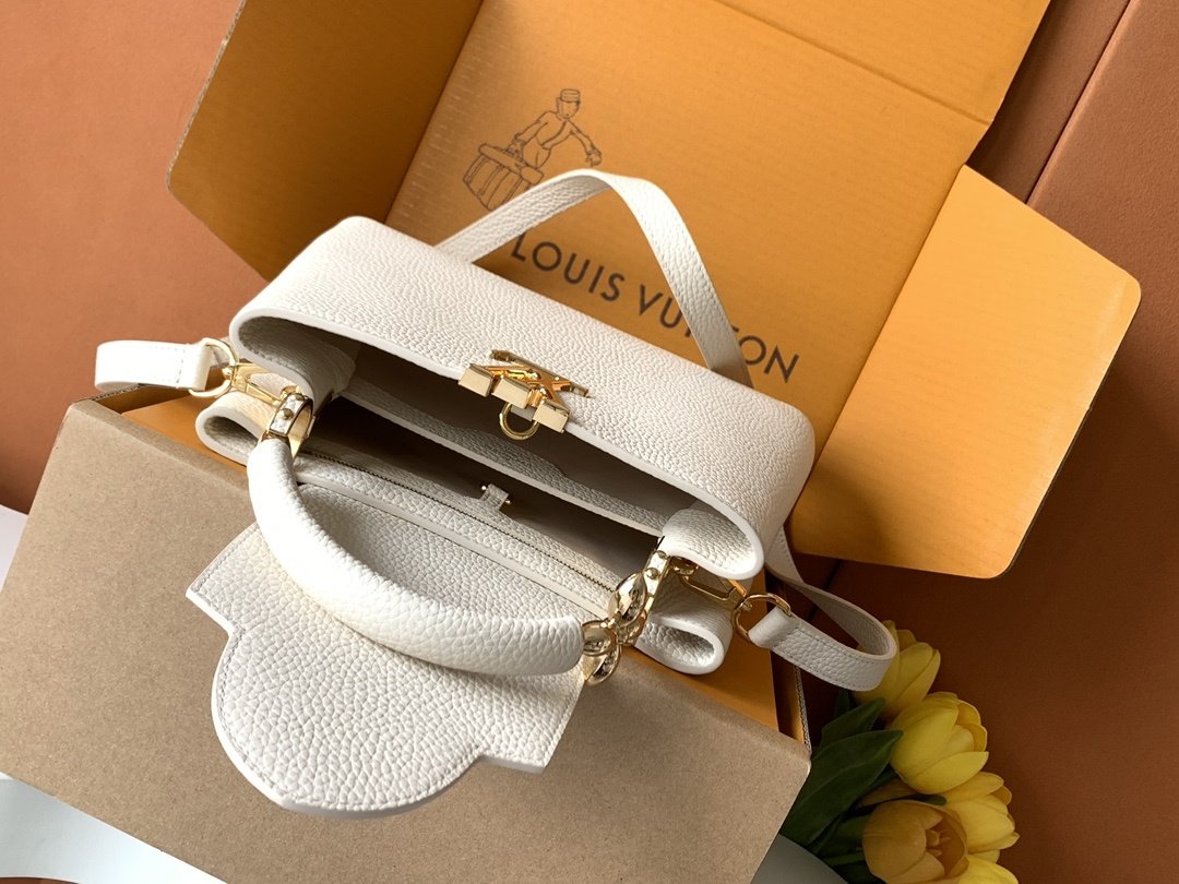 A bag Capucines BB 27 cm фото 7