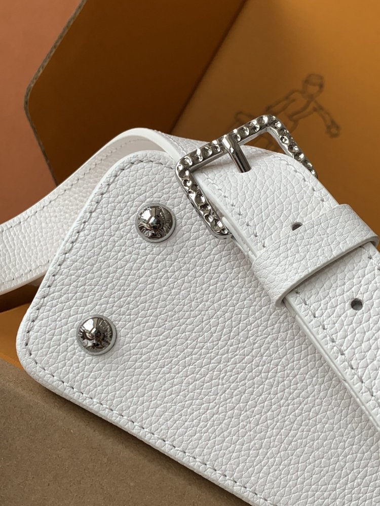 Сумка Capucines East West 21 см фото 6