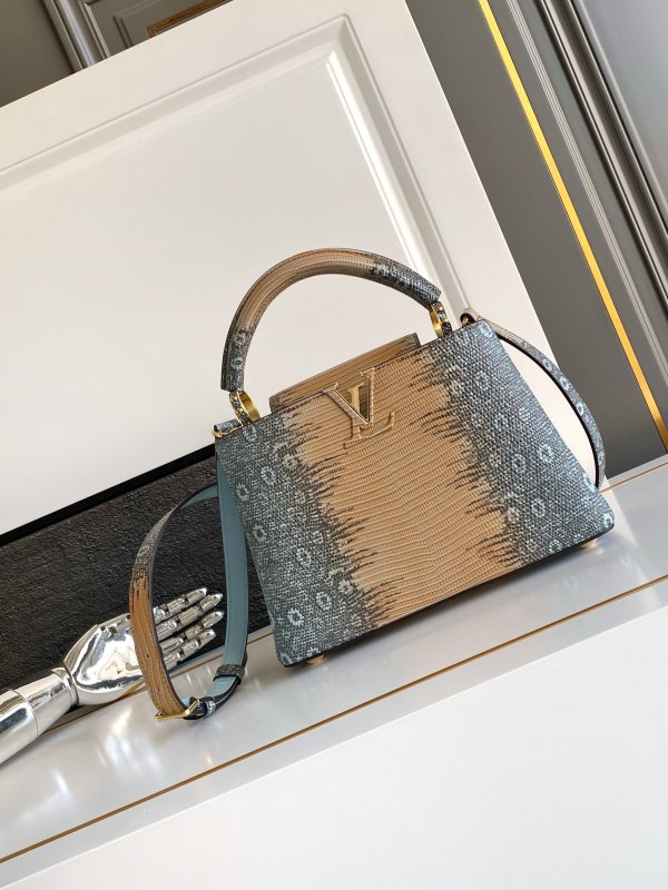 Сумка Capucines Mini Lizard 27 см из кожи ящерицы