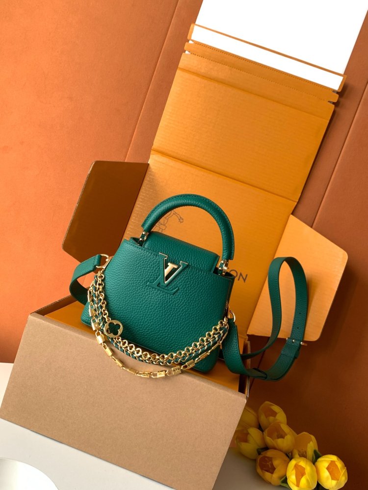 Сумка Capucines Taurillon 21 см