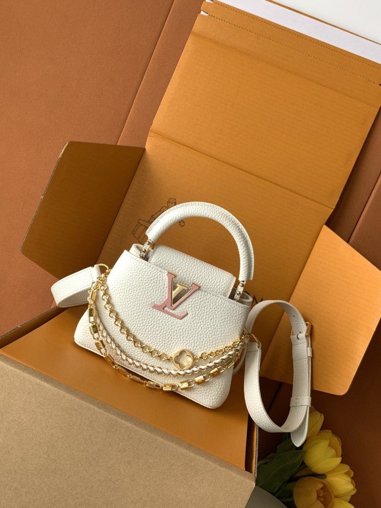 Сумка Capucines Taurillon 21 см