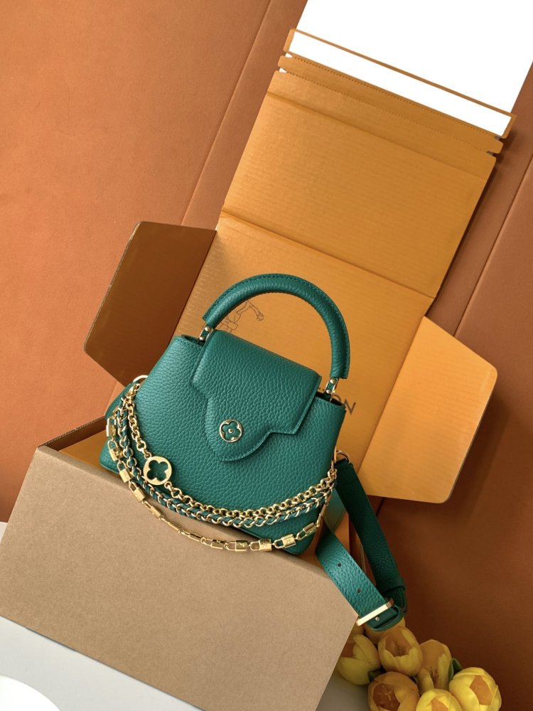 Сумка Capucines Taurillon 21 см фото 2