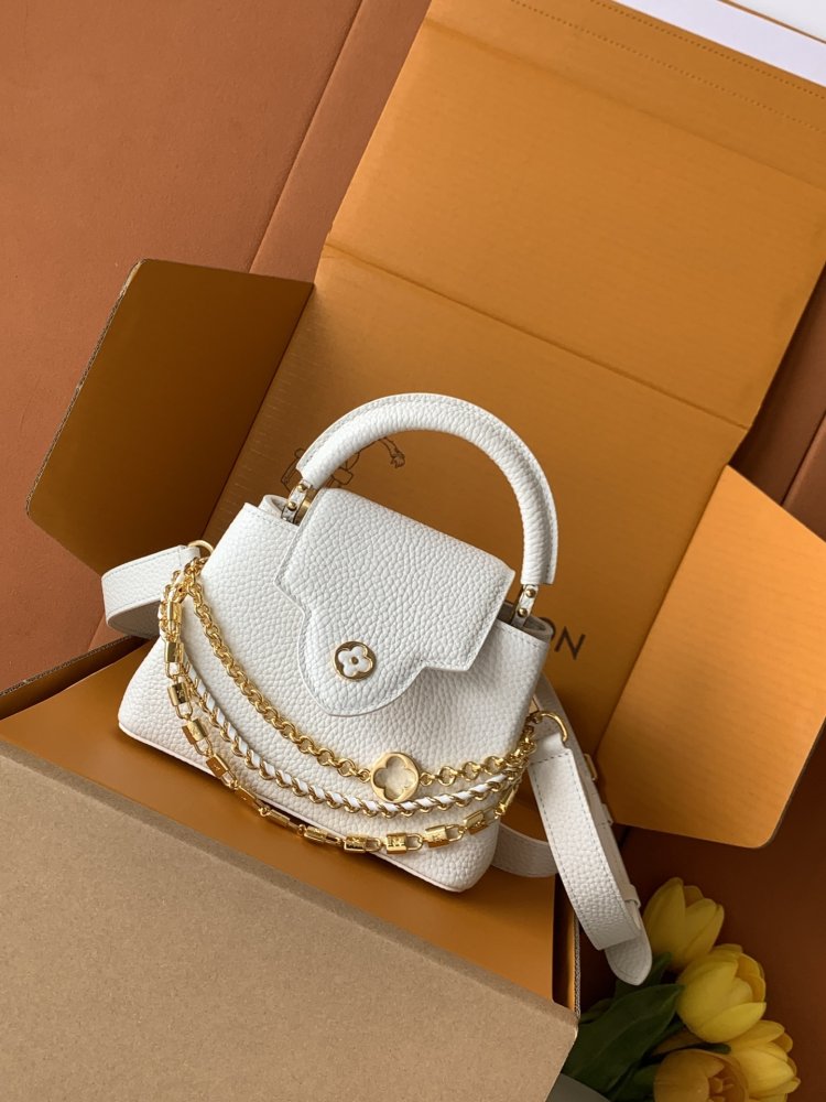 Сумка Capucines Taurillon 21 см фото 2