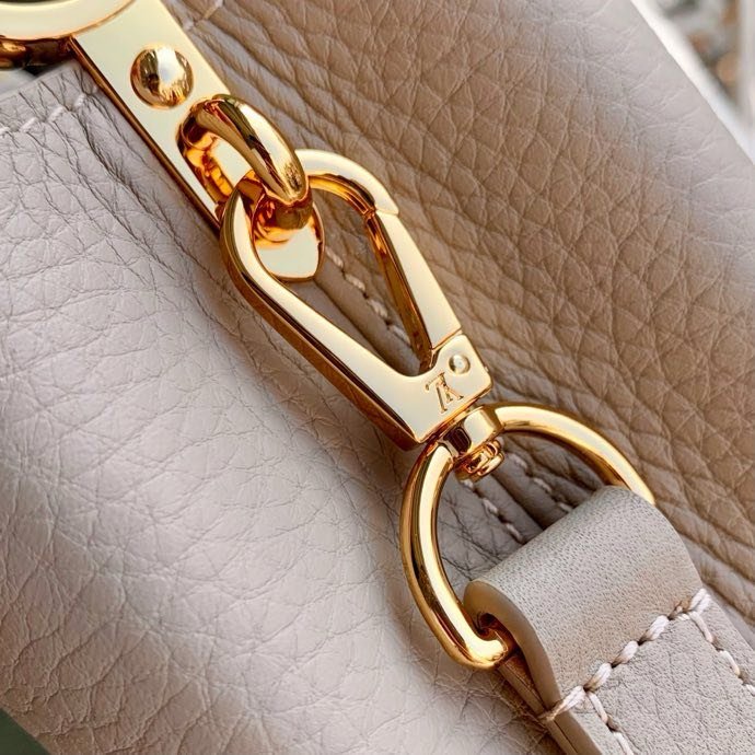 Сумка Capucines Taurillon 21 см фото 4