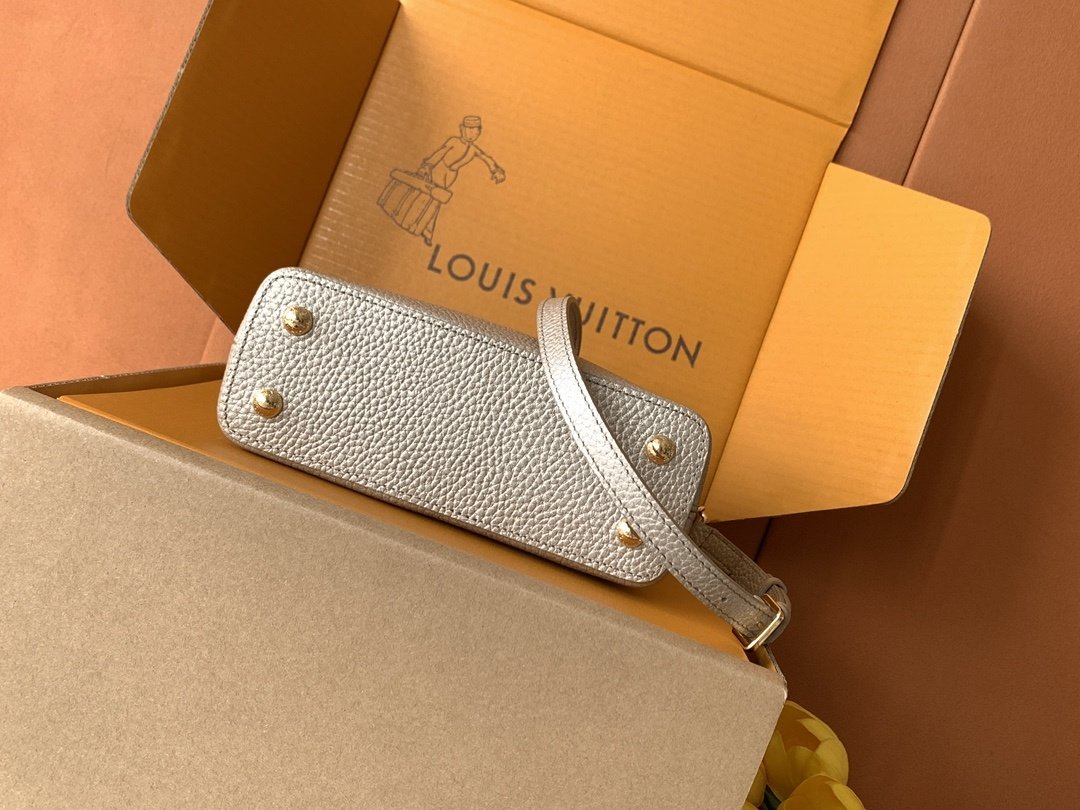 Сумка Capucines Taurillon 21 см фото 5