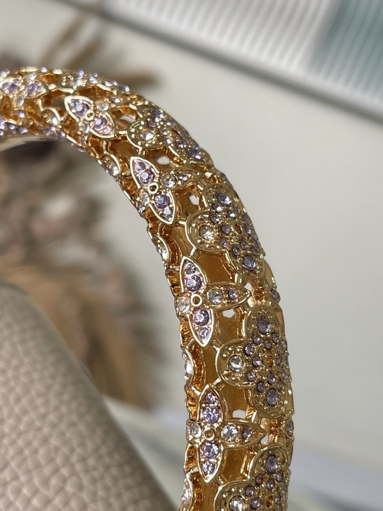 Сумка Capucines Taurillon 21 см фото 6