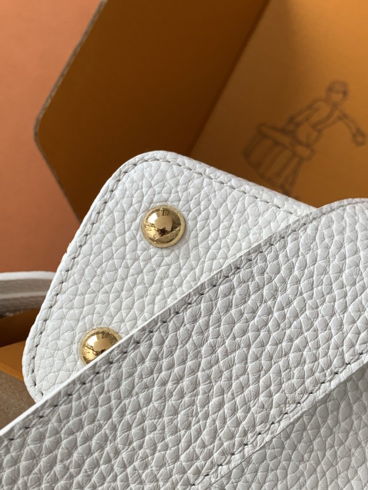 Сумка Capucines Taurillon 21 см фото 6