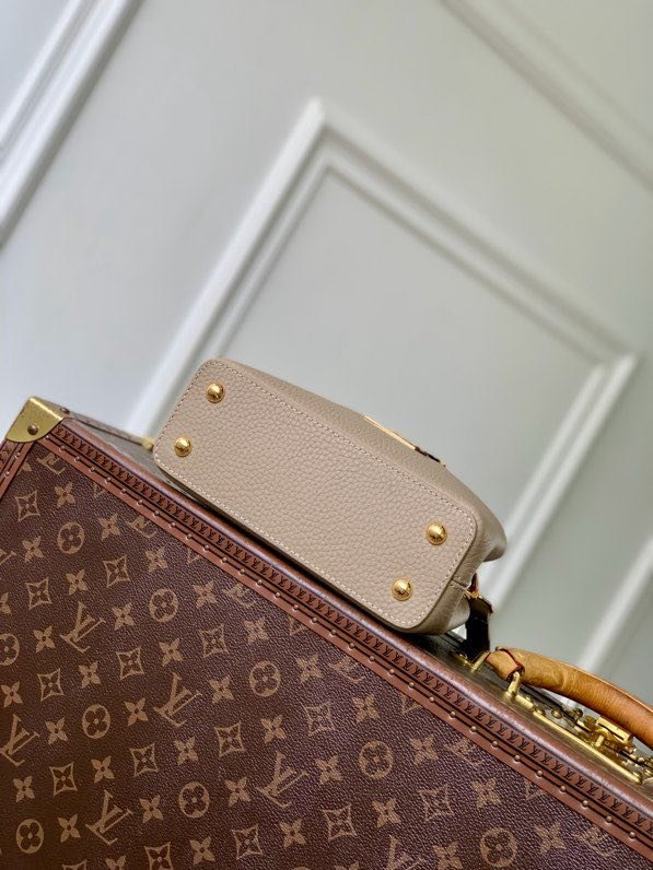 Сумка Capucines Taurillon 21 см фото 7