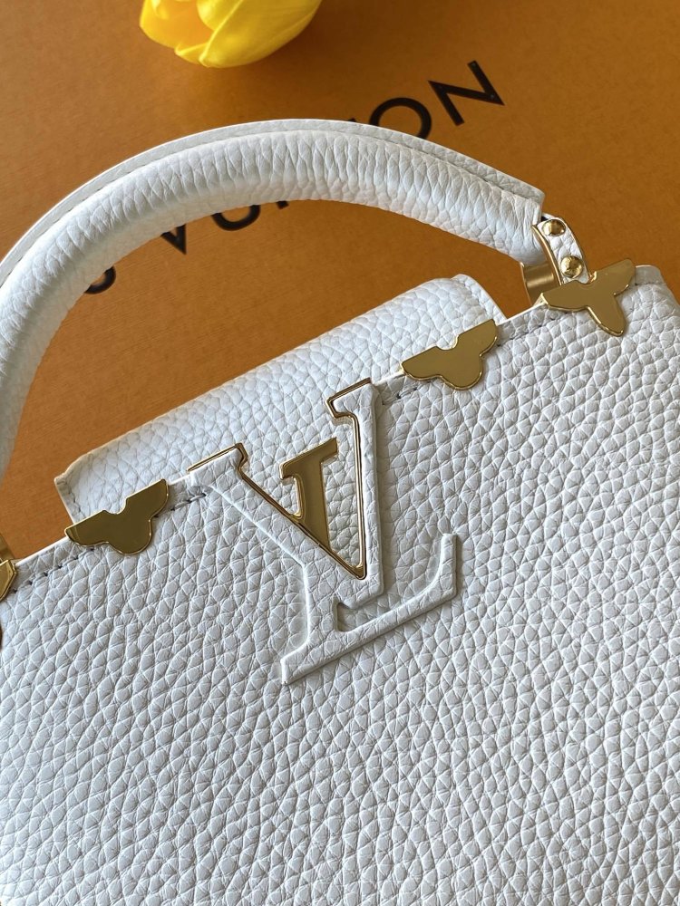 Сумка Capucines Taurillon 21 см фото 8