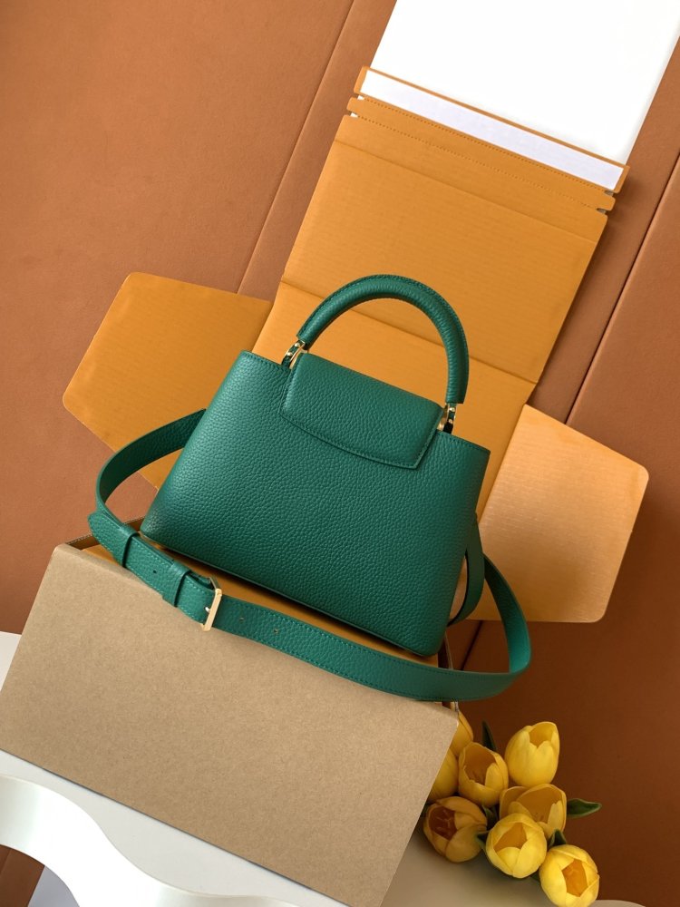 Сумка Capucines Taurillon 27 см фото 4