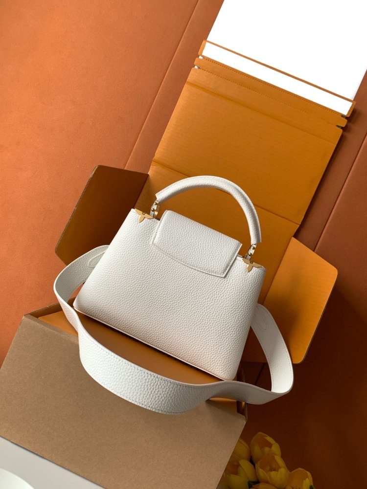 Сумка Capucines Taurillon 27 см фото 4