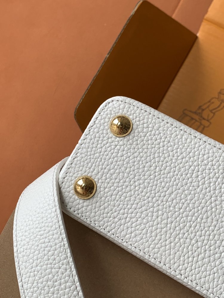 Сумка Capucines Taurillon 27 см фото 5