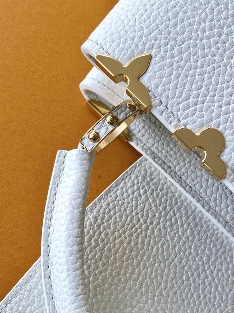 Сумка Capucines Taurillon 27 см фото 8