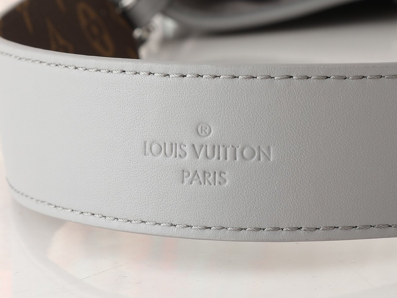 Сумка CarryAll Cargo Medium кожаная 39 см фото 12