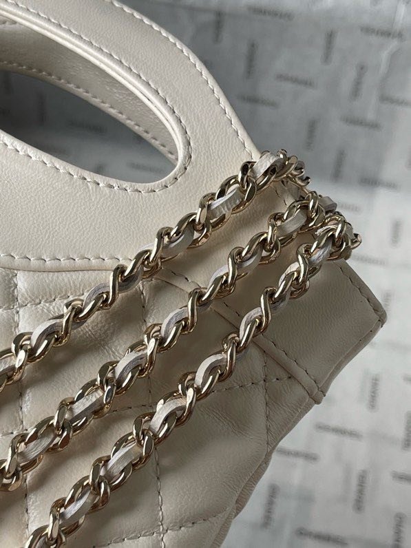 A bag Chanel 24C women's leather 20 cm фото 3