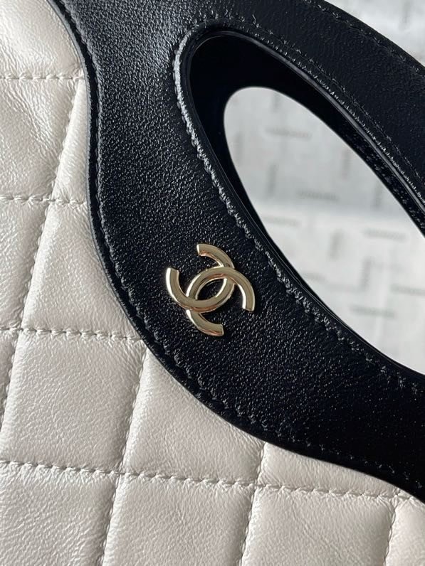 Сумка Chanel 24C женская кожаная 20 см фото 4