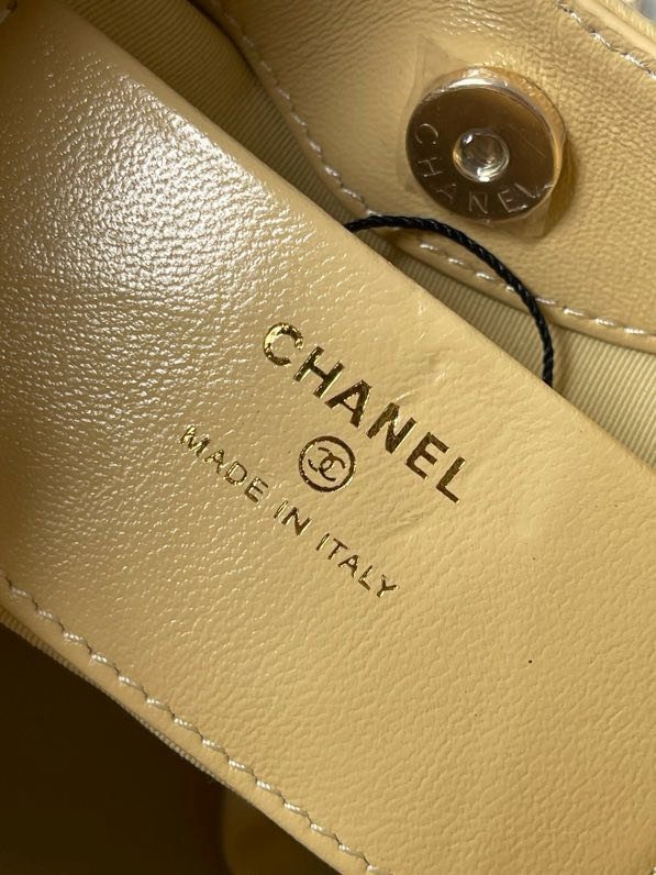 Сумка Chanel 24C женская кожаная 20 см фото 8